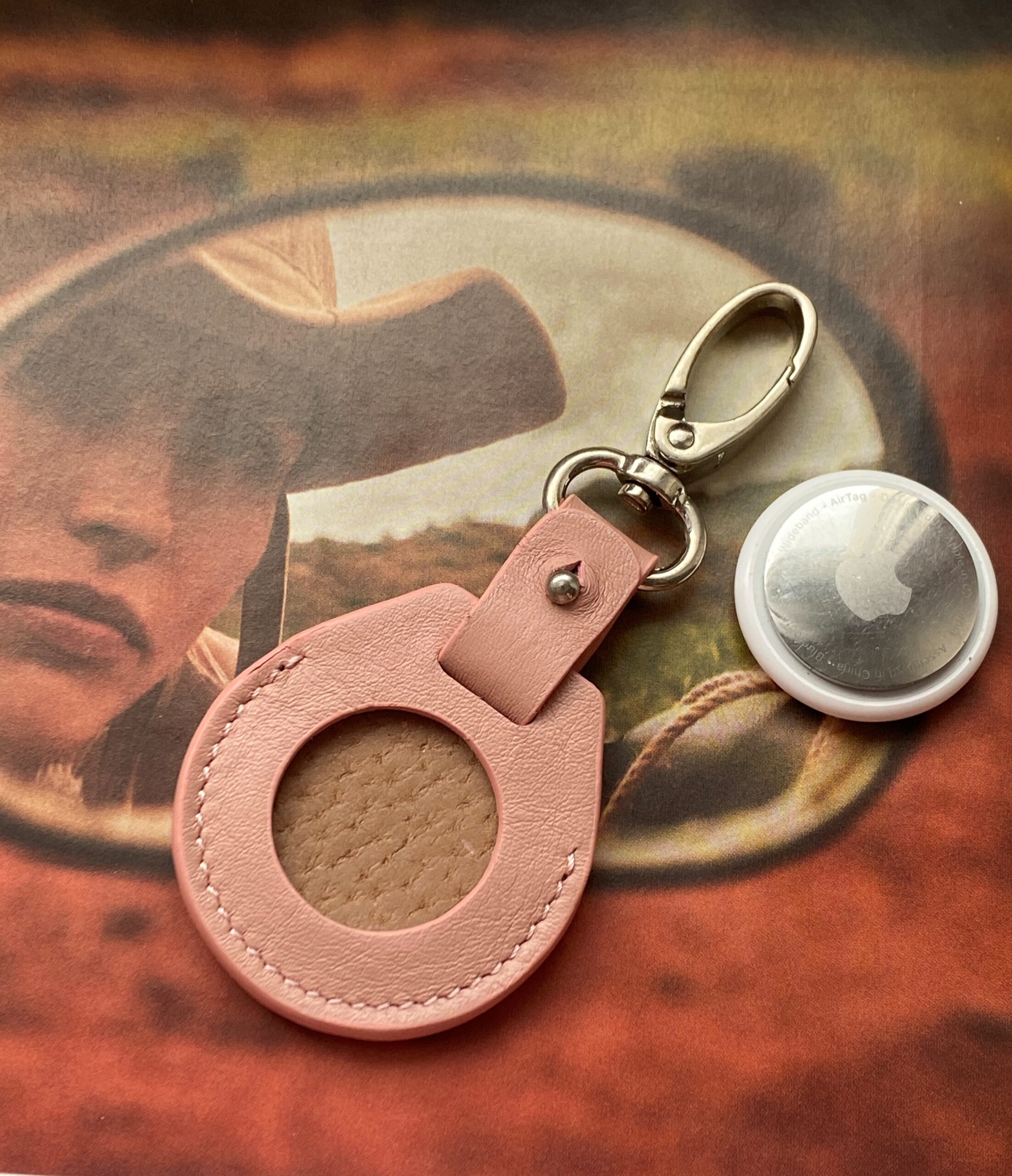 Porte Clé Air Tag Nude – Image 3