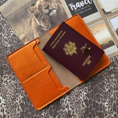 Portre Passeport Eddy Orange Vernis