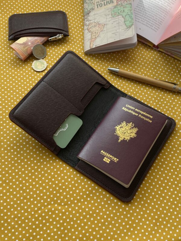 Porte Passeport Eddy Burgundy – Image 2