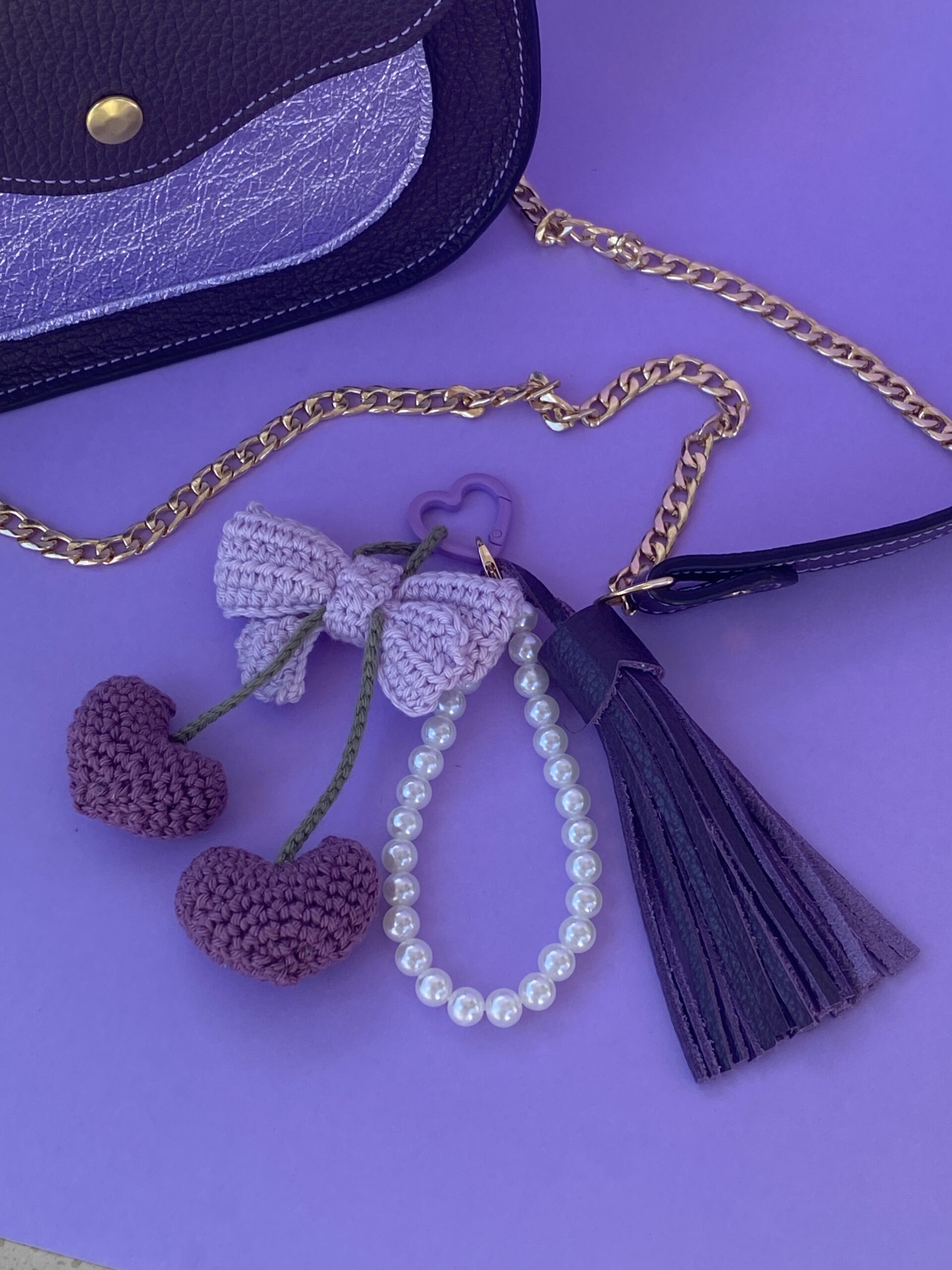 Cherry on the sac lilas & violet – Image 2