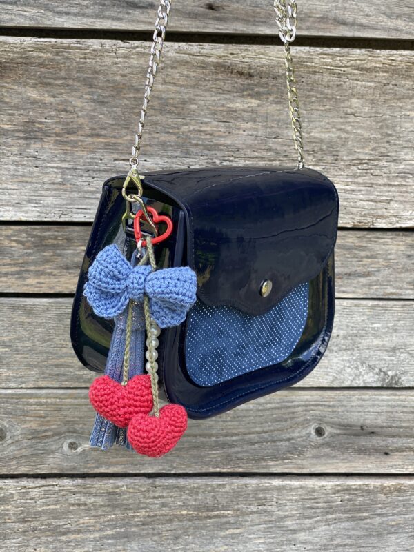 Cherry on the sac rouge & bleu