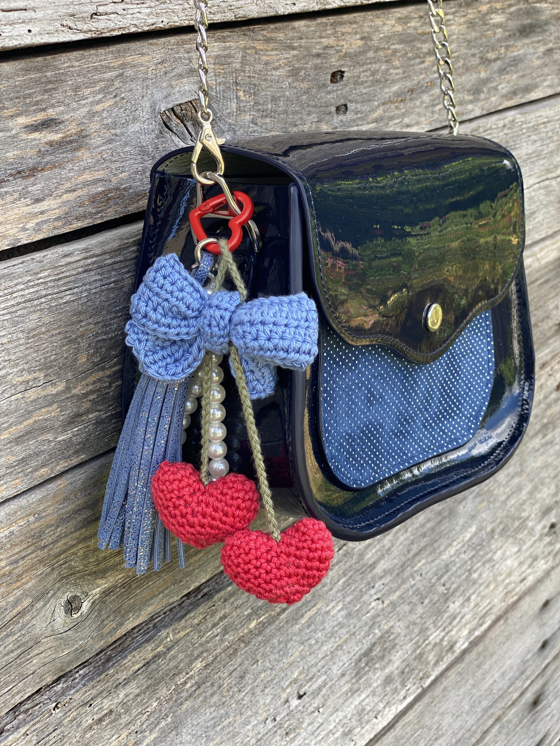 Cherry on the sac rouge & bleu – Image 4