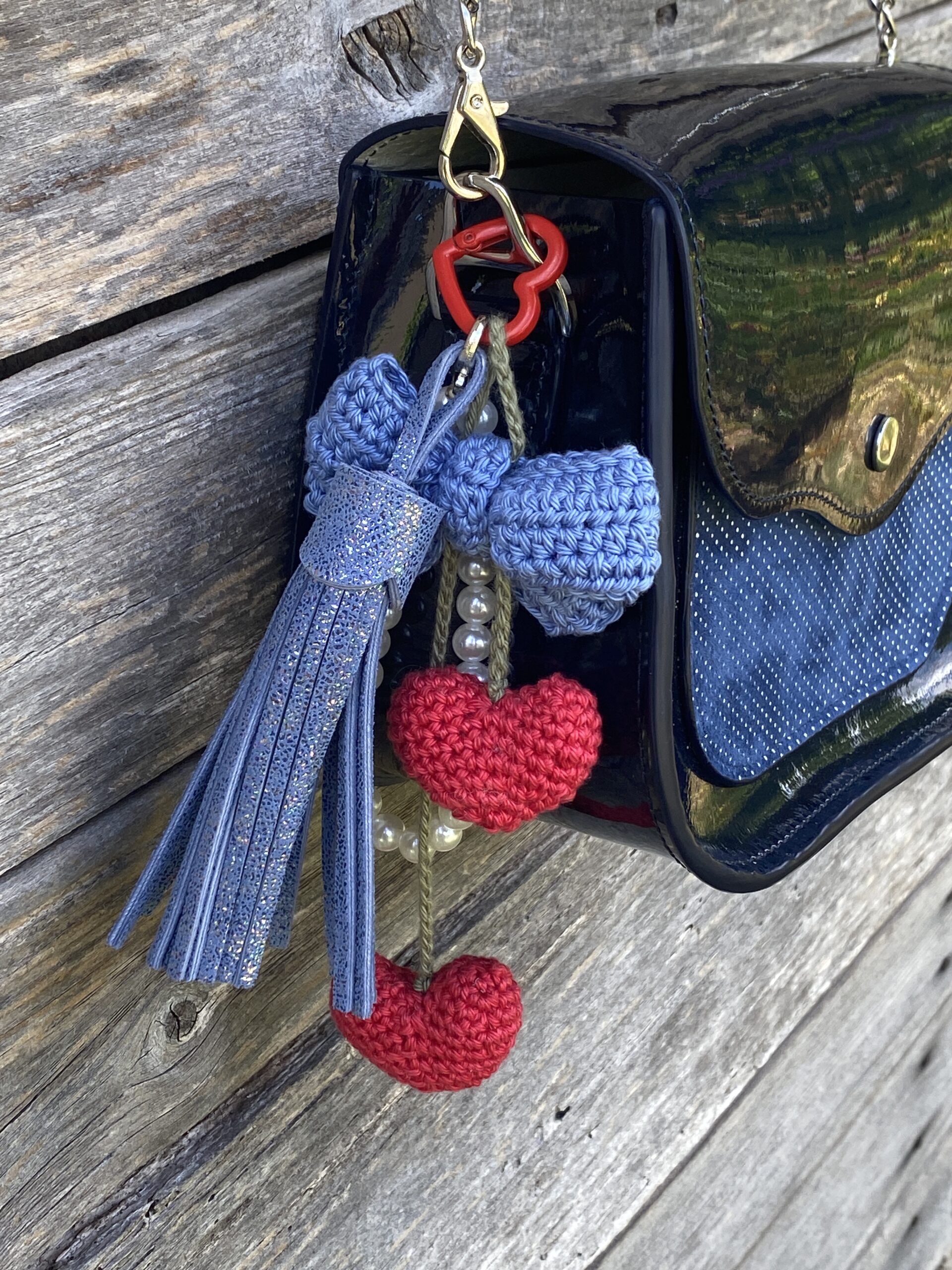 Cherry on the sac rouge & bleu – Image 2