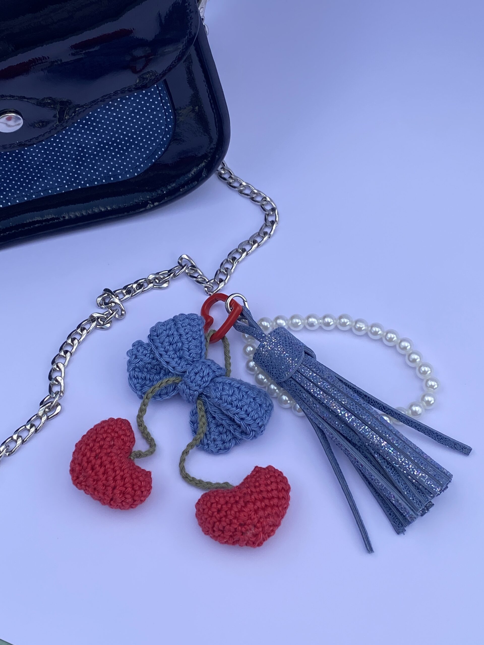 Cherry on the sac rouge & bleu – Image 3