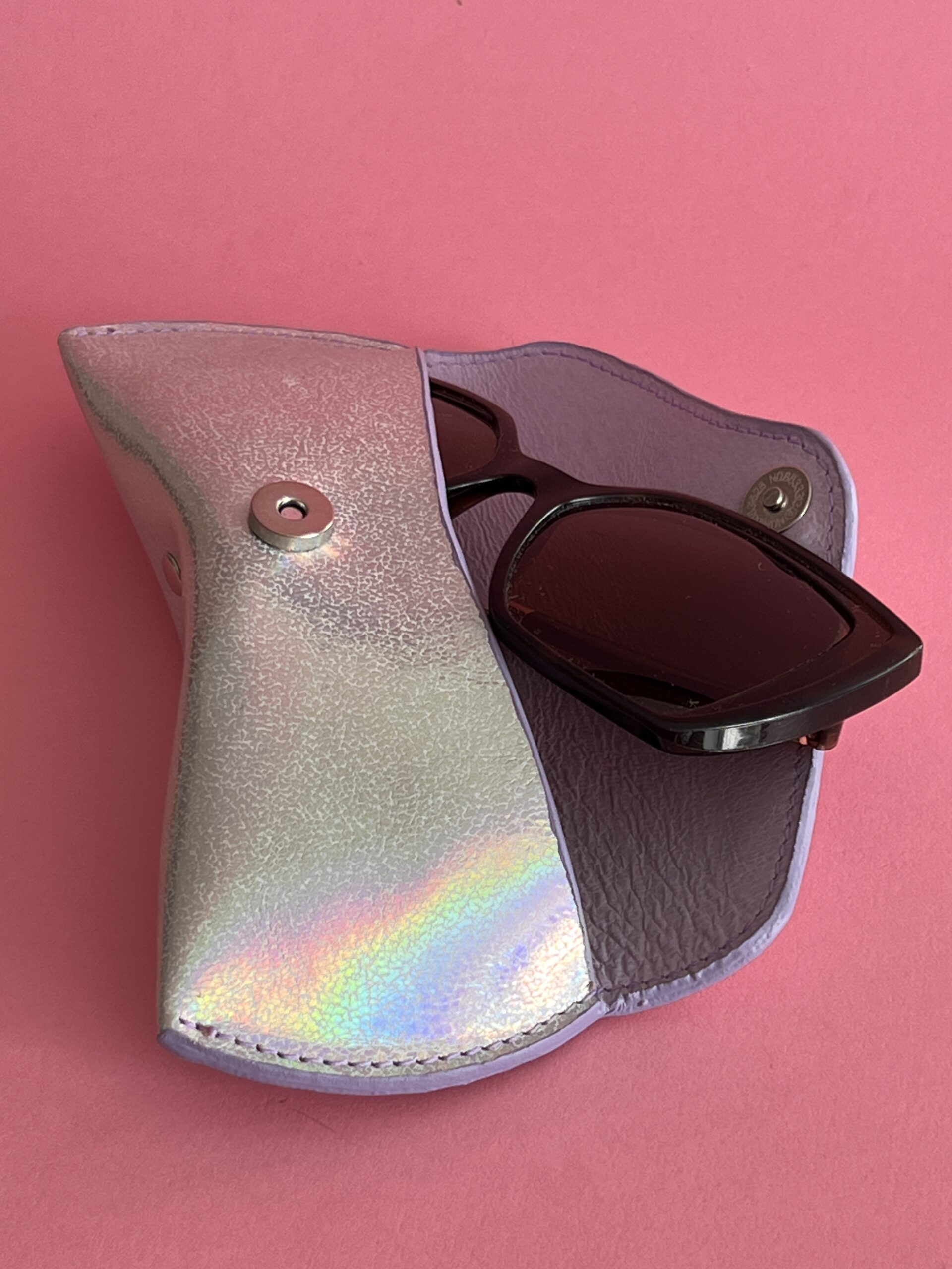 Etui à lunettes Charlie Argenté holographique – Image 2