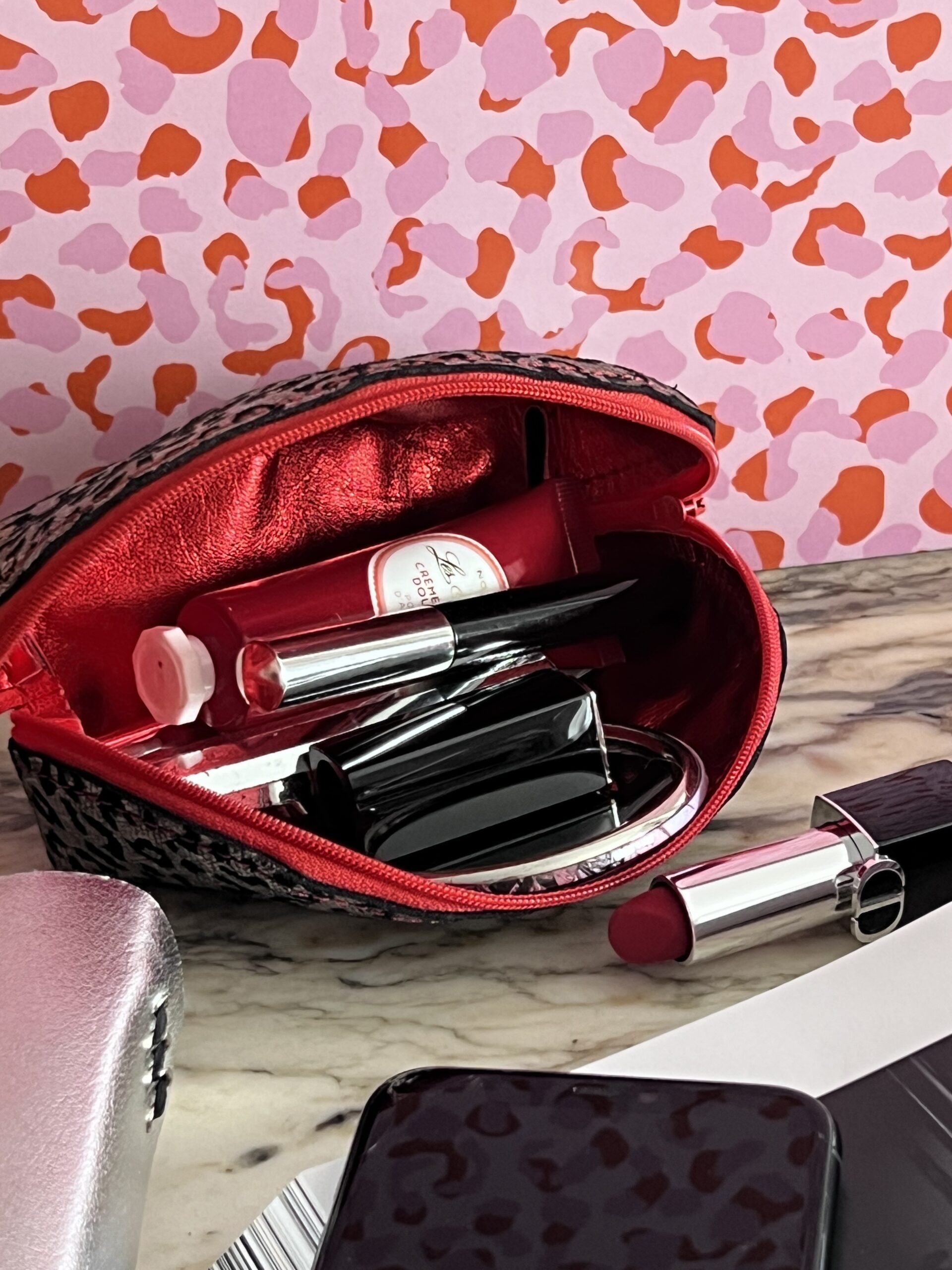 Trousse Scarlette léopard argenté – Image 5