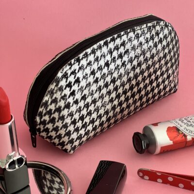 Trousse Scarlett pied de poule noir & argenté